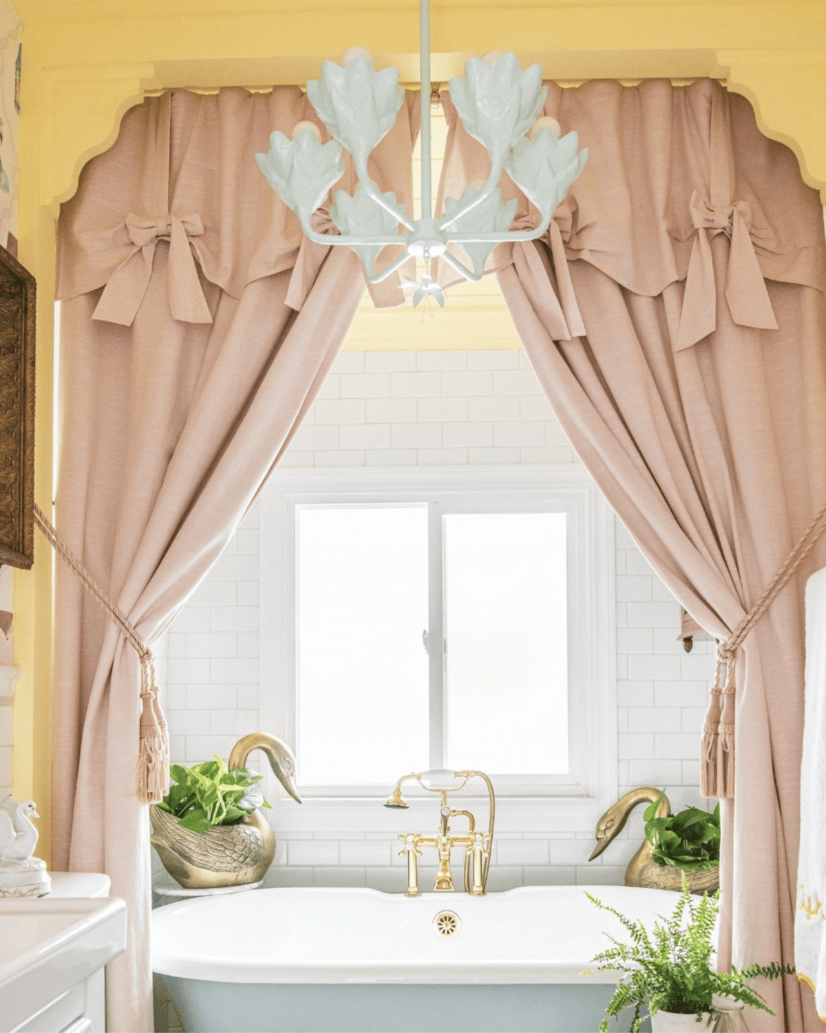 Bow-Wow Bathrooms